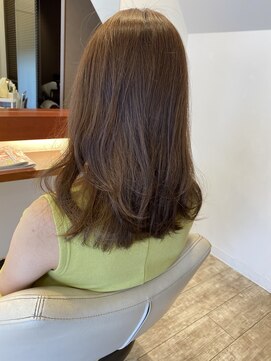 マーリャヘアー(mallia hair) ミディアムレイヤー