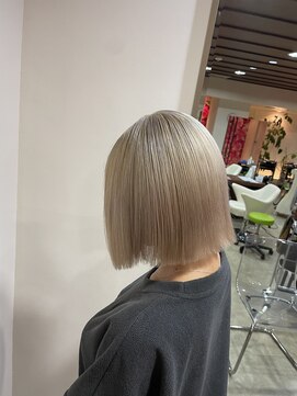 ダブル アンダーバー サロン(W_SALON) 【W_SALON 河原町】ブロンド/ボブ/切りっぱボブ