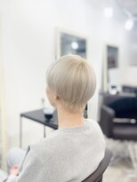 ミザルー(Misirlou)&nbsp;ホワイトカラー