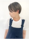 大人ショート×グレージュカラー