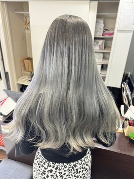 アイズ 本厚木(AIZU) ハイトーンカラー