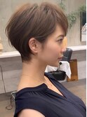 マッシュショート/分け目なし/耳掛け/30代・40代