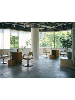 【マンツーマン施術】最初から最後まで一人のスタイリストが担当＊丁寧な接客と気配りは初めての方も安心◎