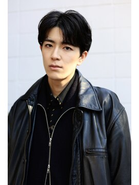 プランツヘアー リバースセンターパート コンマバング 韓国風ヘア 博多美容室