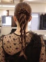 アビー(ABBEY)&nbsp;お呼ばれヘア、タイトヘア、カチモリ、結婚式
