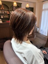 シュリ(shri) 大人女性ウルフカット