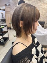 ヘアーアートシフォン 川口東口店(hair art chiffon)&nbsp;ブラウンアッシュのくびれミディアムヘア