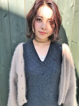 アッシュヘアー ナチュラルウェーブ×ワインレッド