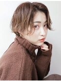 かろやかになびく　マッシュショート