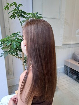 ラフランクリー(la frankly) 20代30代/大人かわいい/透明感ショート/サラツヤロング