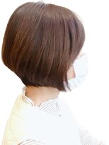 ヘナ ヘアサロン 花々 ショートボブ