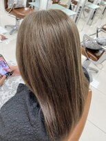 フォルテ 中田店 【ブリーチ必須】ミルクティベージュ