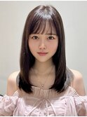 ワンカールレイヤーミディアムヘアぱっつん前髪アッシュカラー