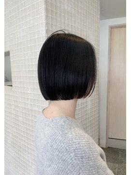 ヨハヘアガーデン(YOHA HAIR GARDEN) ＊パツンと平行ボブ