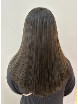 イーエル グランデ(e.ll grande) オリーブカラー×ロングレイヤー