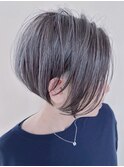 前下がりボブ＆イヤリングツーブロック♪