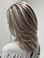 エノア 青山(ENORE)&nbsp;ハイライト/バレイヤージュ/グラデーションカラー/ダブルカラー