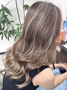 ベルヘアーデザイン 堺東(Belle hair Design) ハイライトレイヤーカット韓国風イルミナカラー堺東20代30代40代