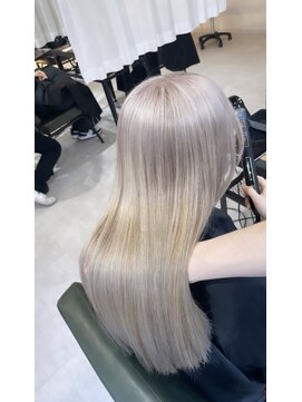 トリムバイエンヴィ(tlim by ENVY) ホワイトベージュ