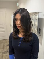 エイチ(811)&nbsp;くるみちゃんヘアベリーショートマッシュウルフミディアムボブ