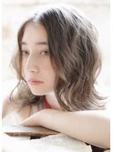 【+~ing】くせ毛風グレージュくびれセミディ【柳沼くるみ】