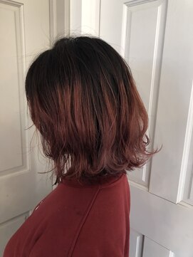 ロンドアベニール 北千住(Lond avenir) namie  レッドグラデーションボブ