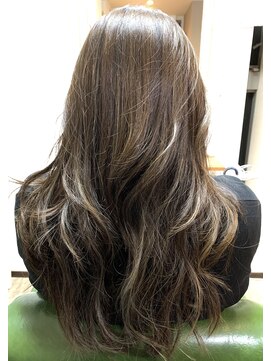 ブローチ ヘア(brooCH hair) ロング