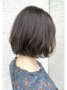 リル 住吉店(LiL) 外ハネボブ×透け感グレージュカラー