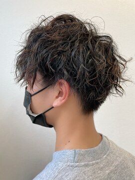 ザ キャンバス ミヤザキツネヒサ(THE CANVAS 宮崎恒久) ツイストスパイラルパーマ/ツーブロ/メンズ　T.Yamanouchi