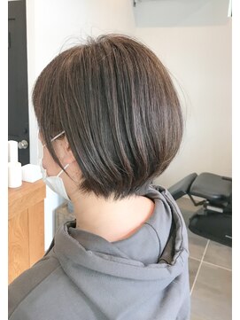 クッカ(kukka) 【kukka 楠 留美】ナチュラルショートボブ