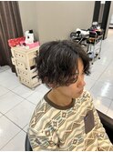 スパイラルパーマ×センターパート