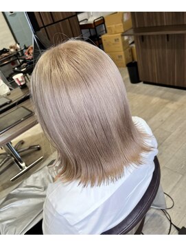 アルマヘア(Alma hair) 【ミルクティー系】ハイトーンカラー