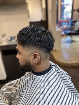 ジールアンドニコ(Zeal & nico.) フェードカット