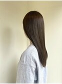 ストレート×オリーブベージュ