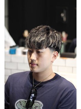 キングスマントーキョー 三鷹店(KINGSMAN TOKYO) メッシュフレンチクロップ