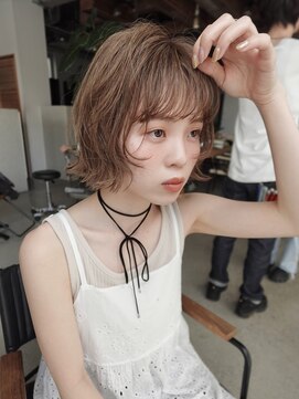 ディッセンバー 渋谷(December) レイヤー/ケアブリーチ/ボブ/ベージュ