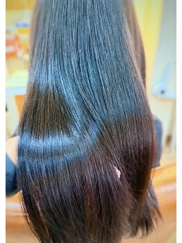 コンプライツ(Conplight's)の写真/根元からふんわりと、サラッとまとまる毛先に。頭皮や髪のお悩みを解消して健康的で美しい髪に。