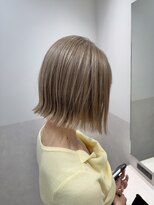 サロウィン 那覇店(SALOWIN) ミルクティーベージュ×切りっぱなしボブ