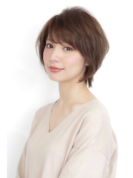 アイビー ジュール(IVY joure) IVYjoure《yumi》クラシカルショートボブ×明るい白髪染め