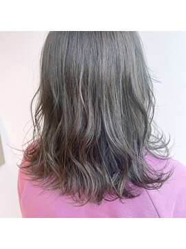 美容室 アイディー i-dee マットグレージュ