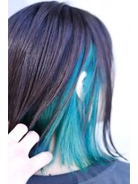 みかえりびじん 高坂店&nbsp;ベースが黒でブルーのインナーカラー