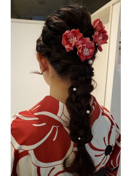 フェイバリット ビューティ ヨシミ(Favorite Beauty YOSHIMI) 袴の着付け＆ヘアアレンジ