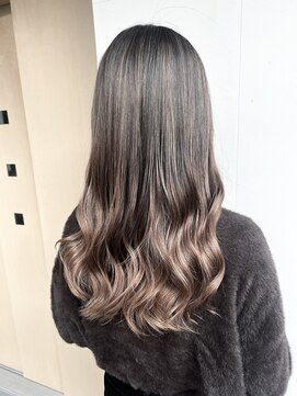 カリーナコークス 原宿 渋谷(Carina COKETH) ベージュ系ハイライトダブルカラーインナーカラーケアブリーチ