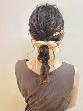 ディア(.eer) お出かけにも お呼ばれにも◎  *☆ 編み込み × 編みおろし☆*