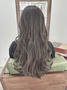 ボンズ(Bonds) たっぷりハイライトで透明感カラー