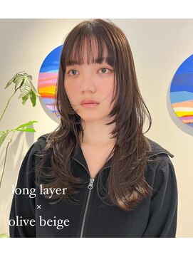 トレス(TRESS) ロングヘア　レイヤー　顔周り　オリーブベージュ　表参道　原宿