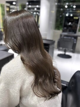 フォルテ ギンザ(FORTE GINZA) 髪質改善トリートメント　グレージュカラー　艶髪　銀座