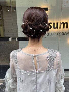 スミ(sumi) タイトツインアレンジ/パール付きヘアセット