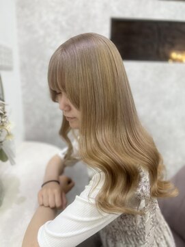 ラビス(Lovis) ミディアム/暗めカラー/デザインカラー/フェイスフレーミング