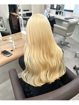 ベレーザ 川越(Beleza) 14592抜きっぱなしブリーチセミロングレイヤーホワイトブロンド